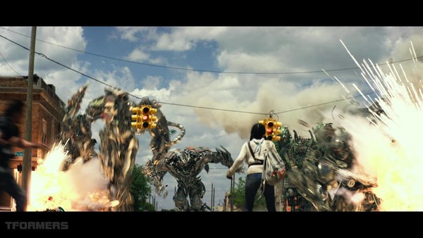 Transformers The Last Knight Theatrical Trailer HD Screenshot Gallery 206 (206 of 788)